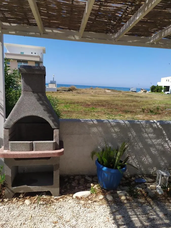 Cozy Beach House Perivolia Cypern