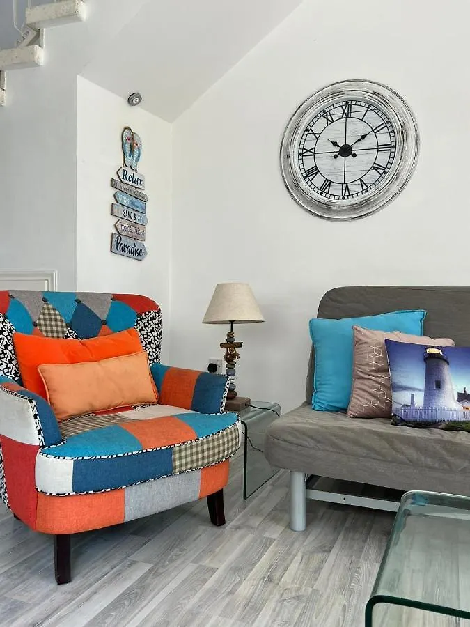 Cozy Beach House Perivolia 0*,