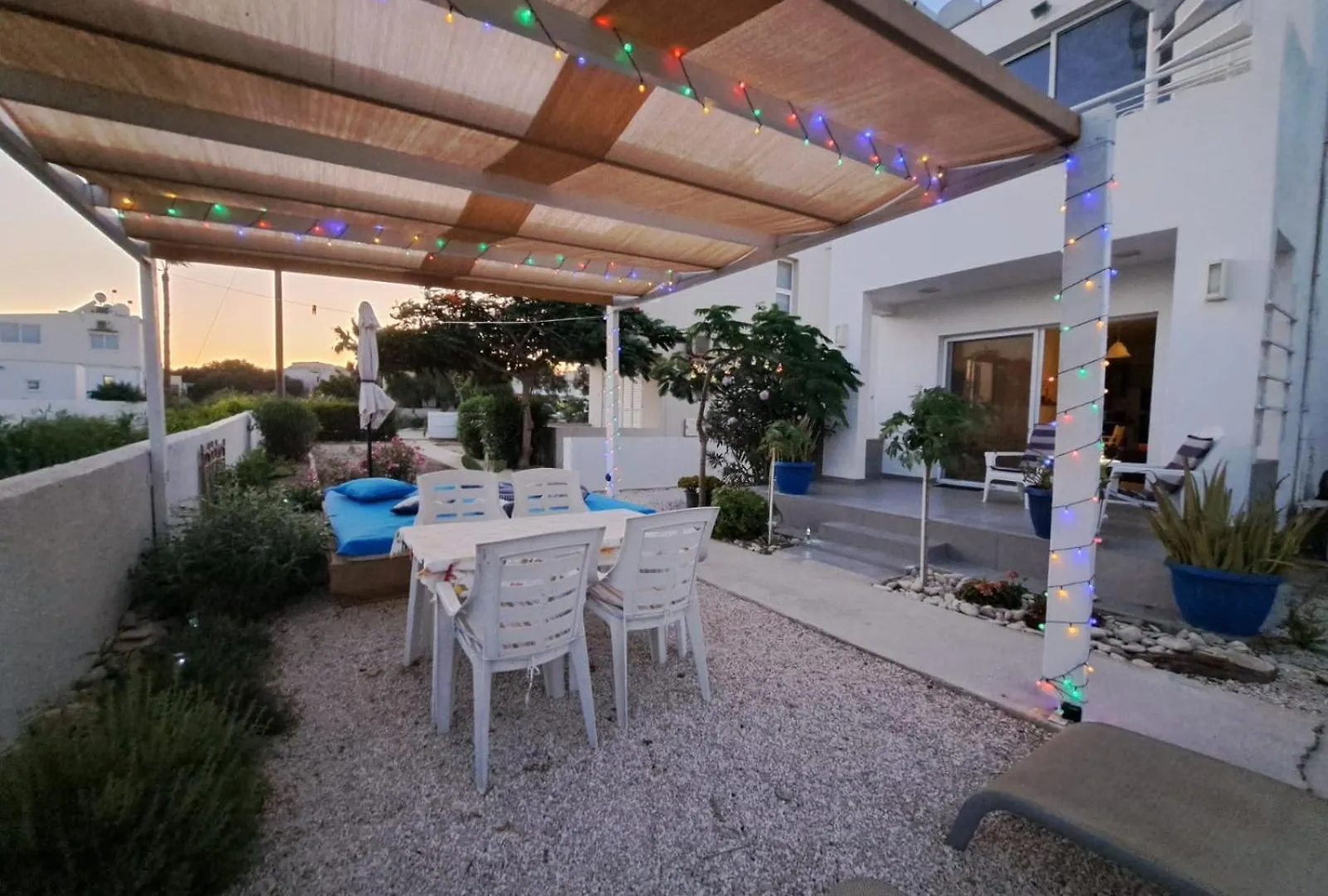 Feriehus Cozy Beach House Perivolia