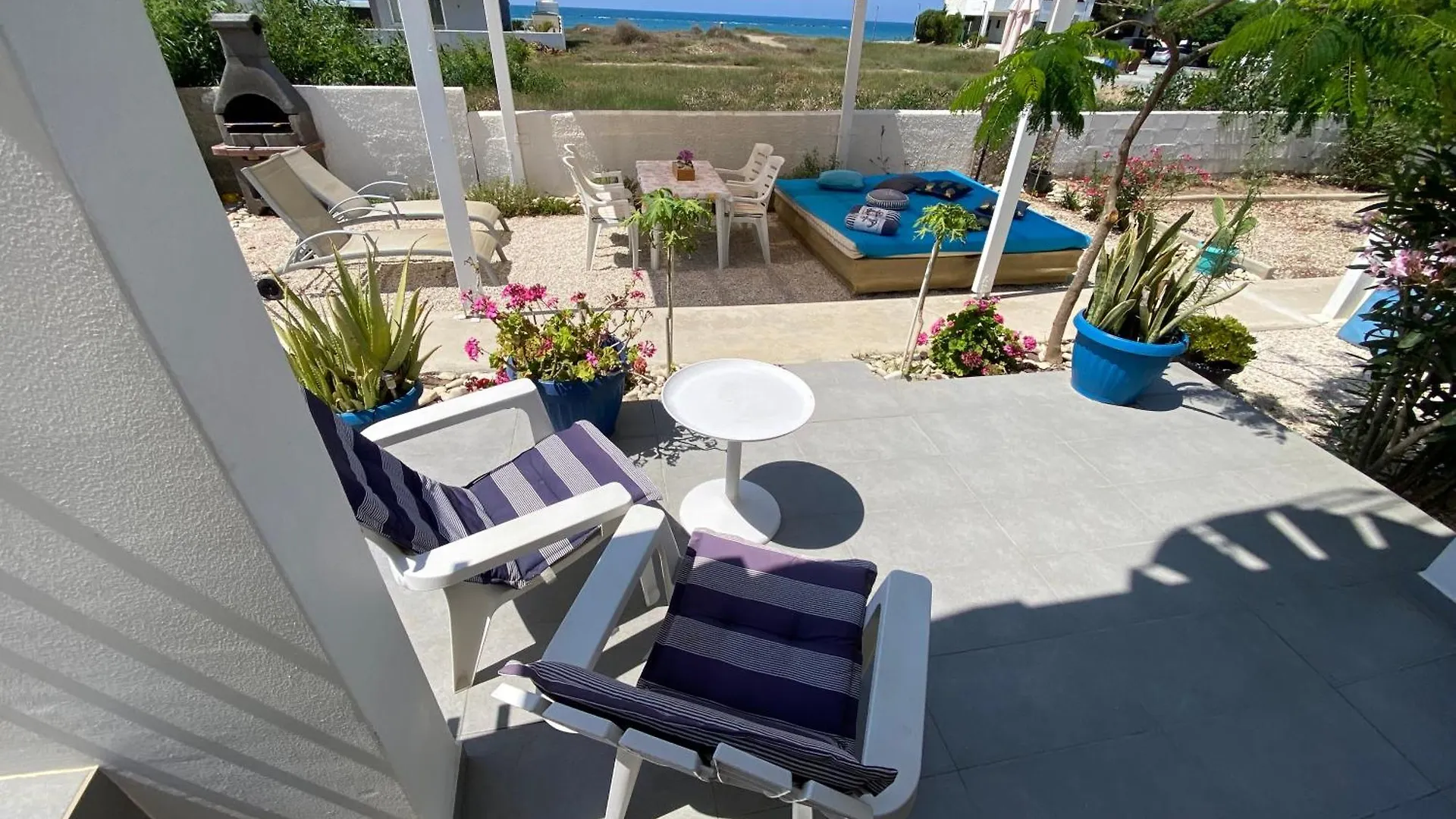 Cozy Beach House Perivolia 0*,  Cipru
