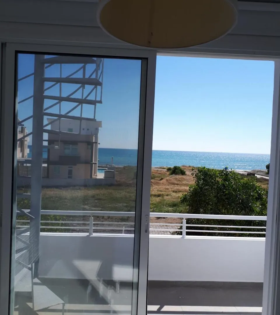 Cozy Beach House Perivolia 0*,  Cypern