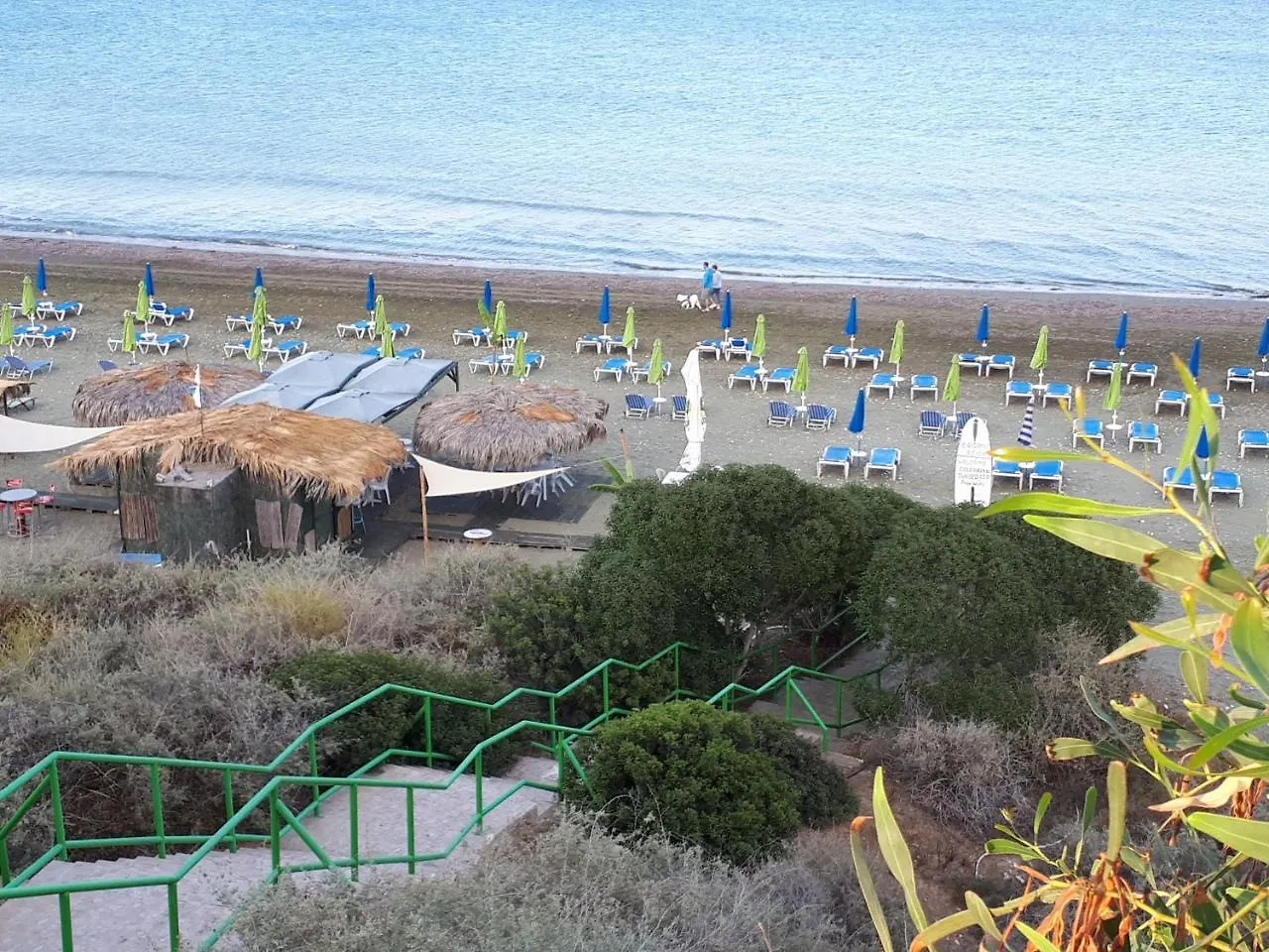 Cozy Beach House Perivolia Case de vacanță