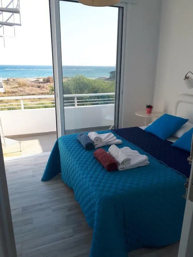 Cozy Beach House Perivolia